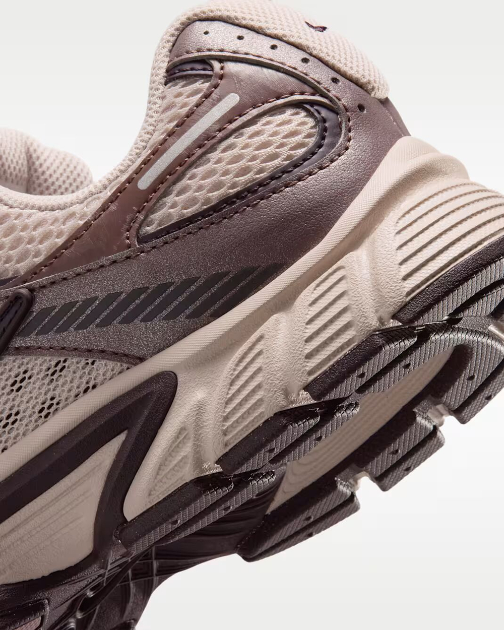 Nike V5 RNR SE Женская обувь - NIKE