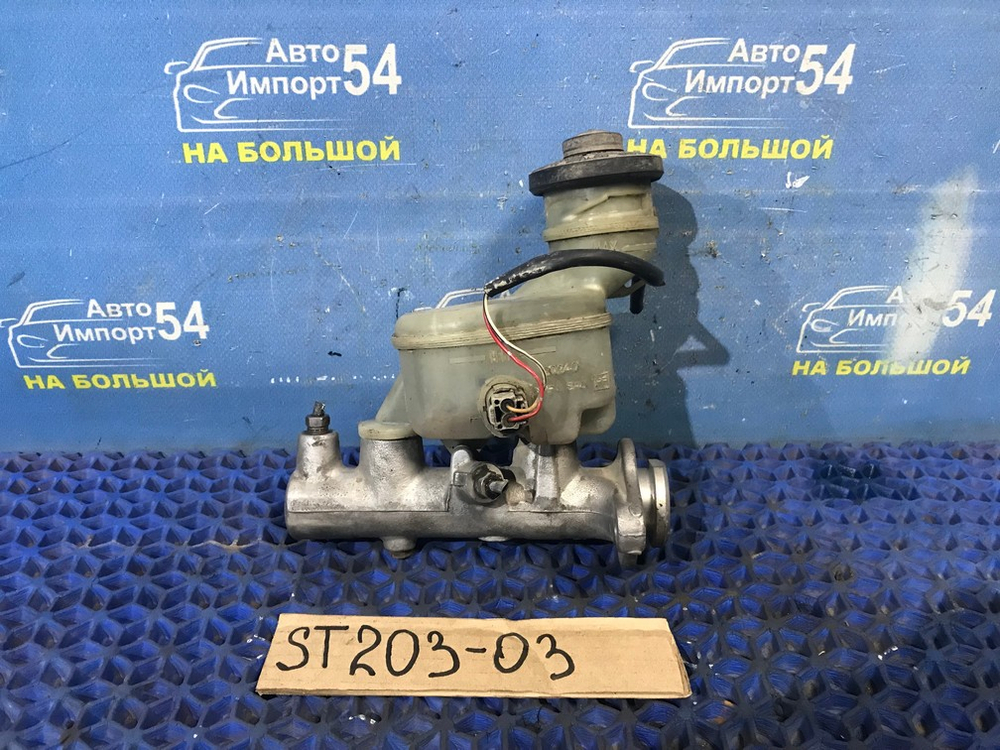 Главный тормозной цилиндр TOYOTA CORONA EXIV 1996