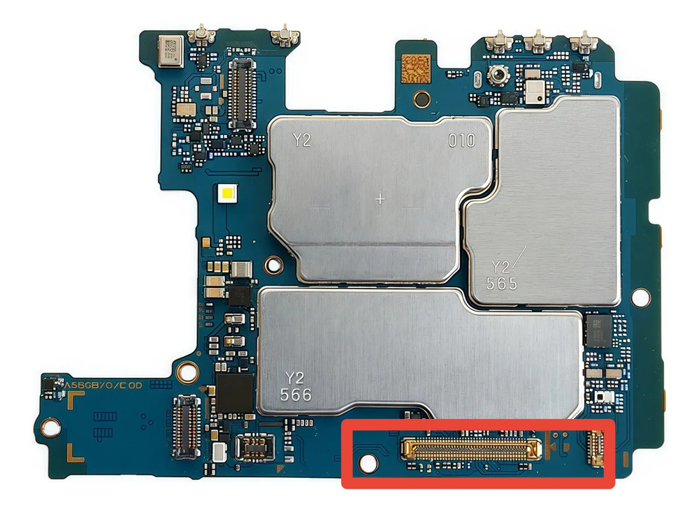 Samsung Galaxy A55 5G (SM-A556B)
- FPC коннектор дисплея (на плату)