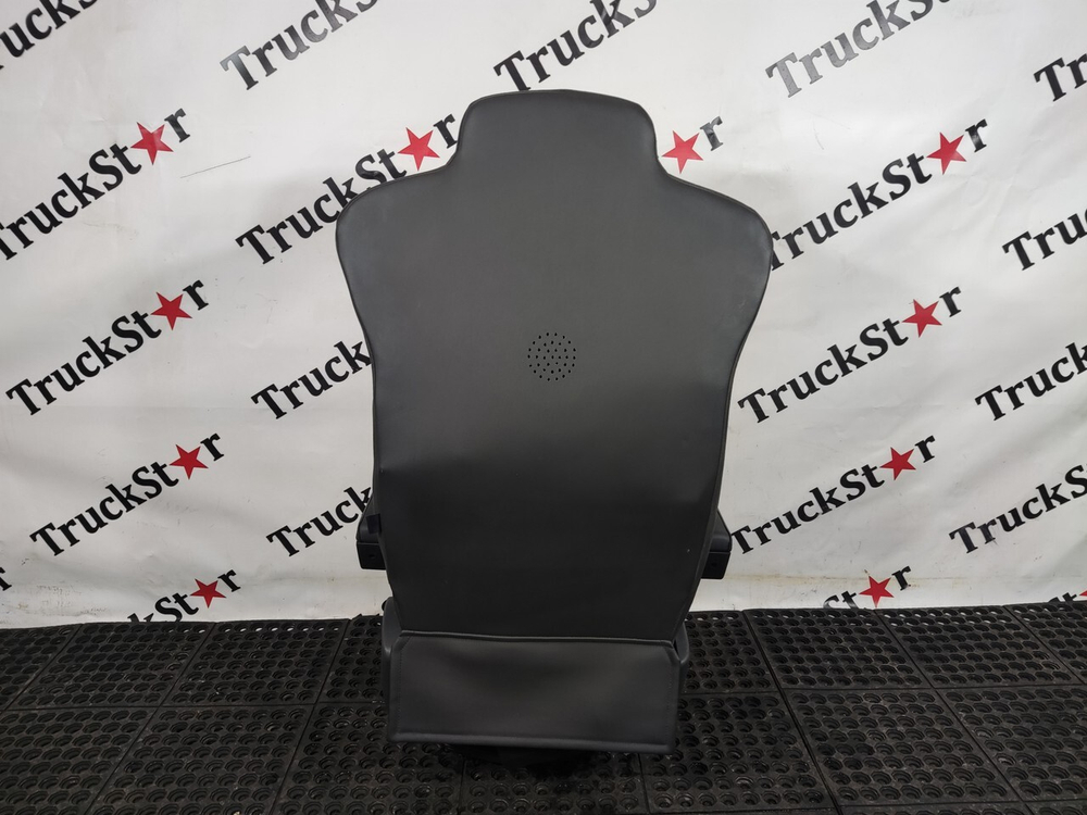 Сиденье водительское пневматическое 2023г