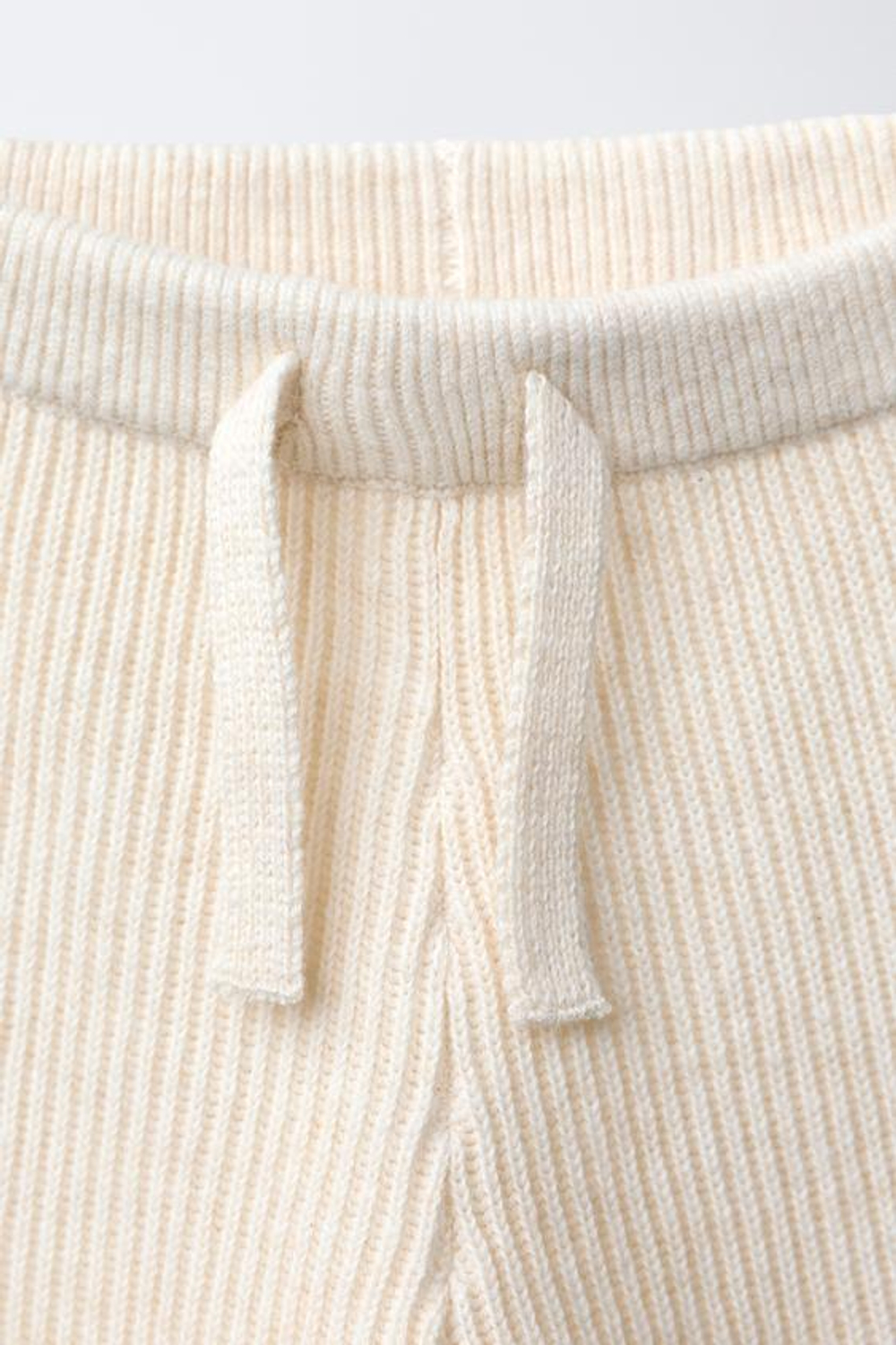 ZARA ТРИКОТАЖНЫЕ БРЮКИ-ДЖОГГЕРЫ, СВЕТЛО-БЕЖЕВЫЙ