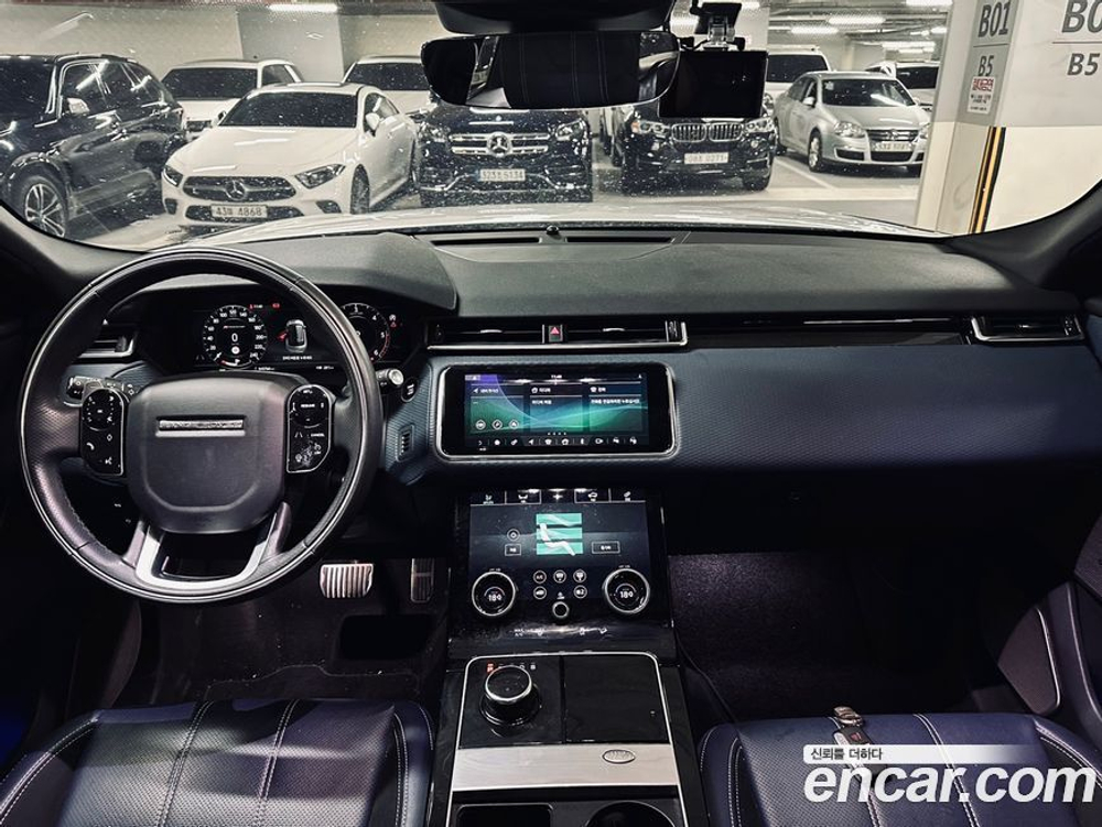 Land Rover Range Rover Bella 2.0 D240 R-Dynamic SE (10.2019)