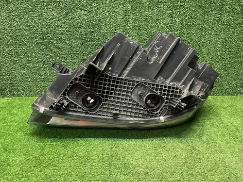 Фара правая BMW X5 F15 X6 F16 (13-18) ксенон