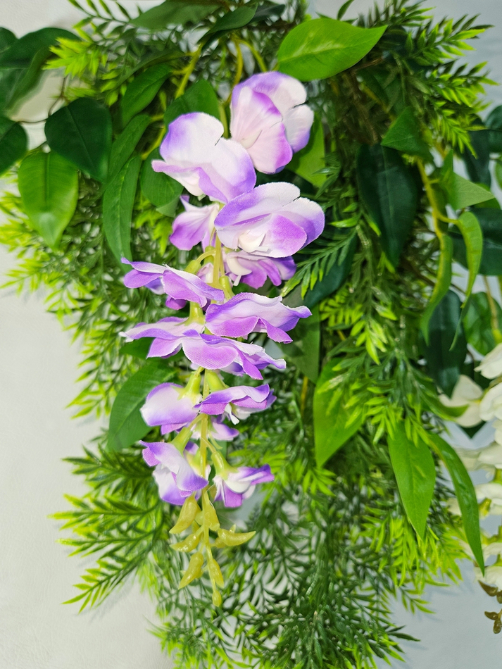 Искусственные цветы Акация бело-фиолетовая подвесная в настенном кашпо