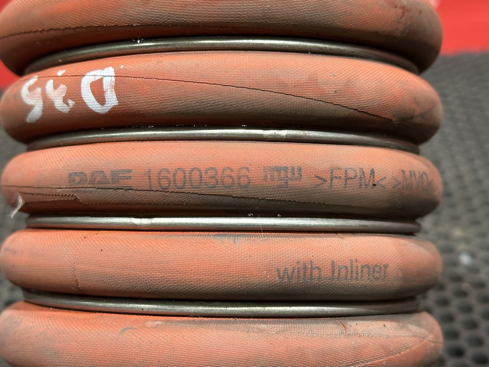 Патрубок интеркулера