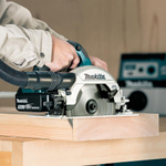 Пила циркулярная аккумуляторная MAKITA DHS 660 Z с бесщеточным двигателем без, АКБ и ЗУ DHS660Z