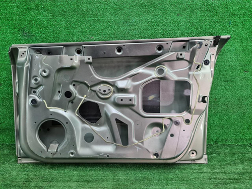 Дверь передняя правая Audi A4 B7 (2004-2009)