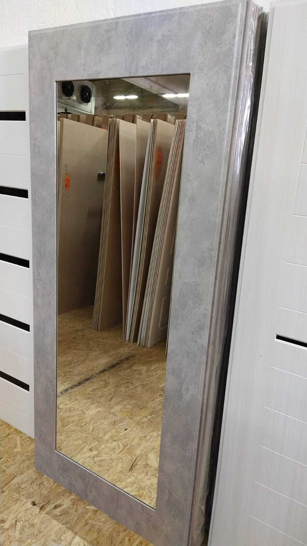 Дверь Входная Лабиринт ACUSTIC С зеркалом 18 Бетон светлый