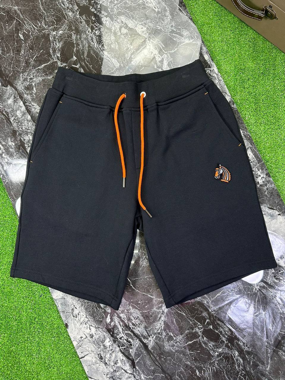 Шорты Hermes