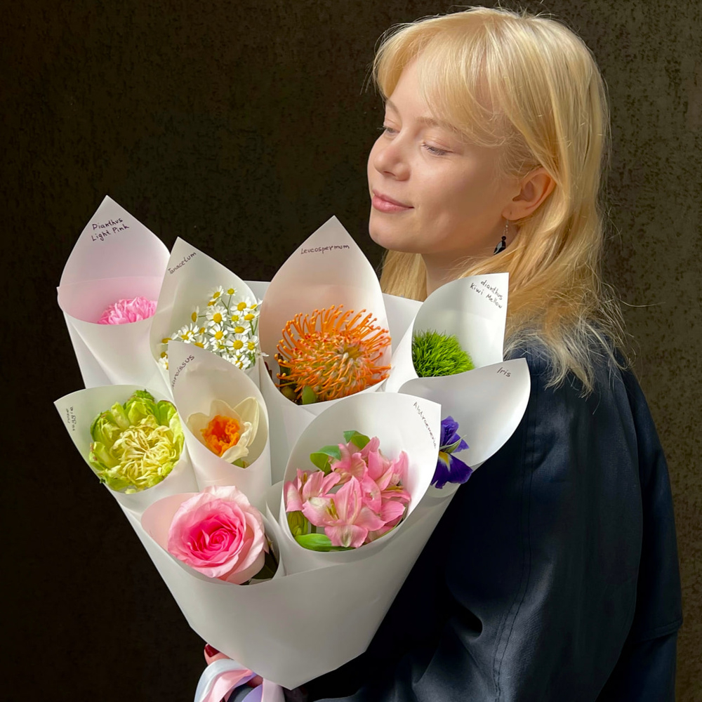 Дофаминовый букет в корейском стиле, размер S/ Цветы/ букет от RoseMarkt