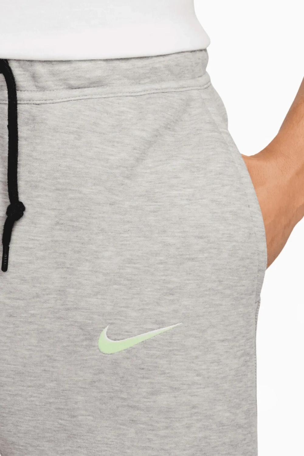 Штаны Nike FC Barcelona 24/25 Tech Fleece - серый