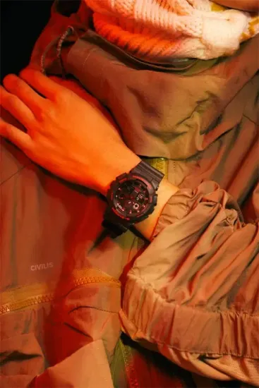 Наручные часы Casio G-Shock GA-100BNR-1ADR