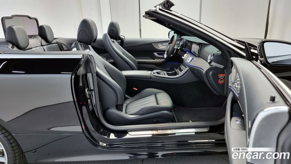 Mercedes-Benz E-Class W213 E450 4MATIC Cabriolet (05.2021)