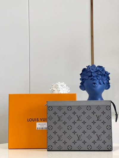 Louis Vuitton Pochette Voyage MM