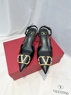 Valentino Vlogo Slingback Pump 4 cm