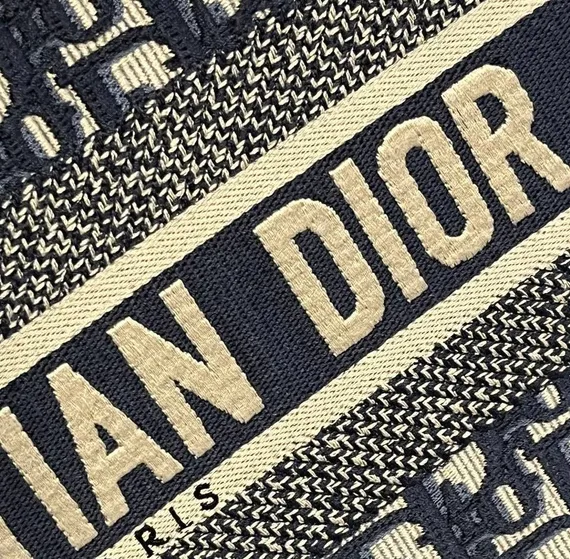 Сумка Dior Book Tote Dioriviera, модель маленького формата темно-синий