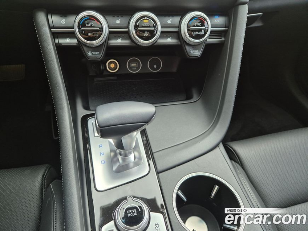 Genesis The New G70 Бензин 2.0T 2WD (11.2022)