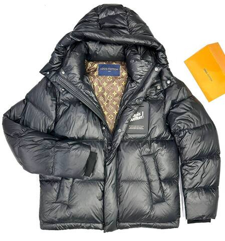 Пуховик Louis Vuitton