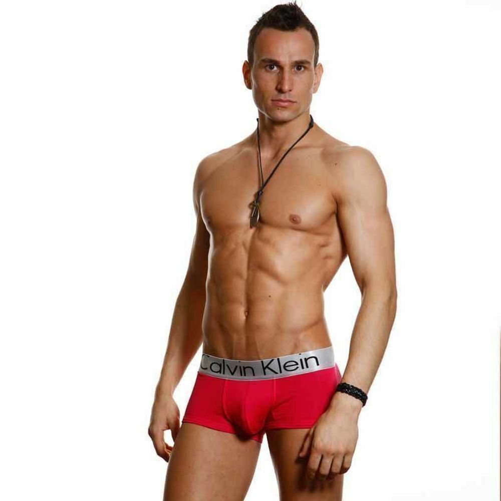 Мужские трусы боксеры малиновые Calvin Klein Boxer Steel Crimson