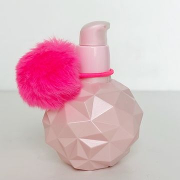 Крем для рук с дозатором