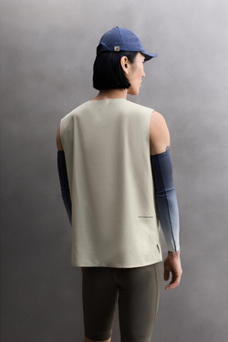 ZARA ПЕРФОРИРОВАННАЯ МАЙКА ДЛЯ БЕГА, СВЕТЛО-ЗЕЛЕНЫЙ