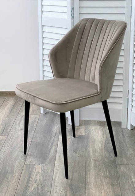 Стул М-City DISAUR Сиэтл -В (Seattle-V) Латте 25, Велюр, Черный каркас