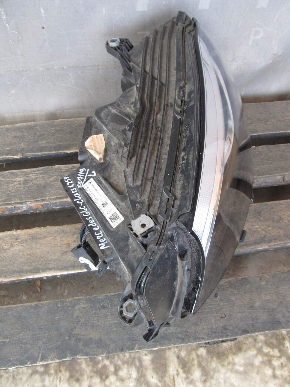 Фара левая LED Mercedes GLC (X253)  Б/У Оригинал a2539065101