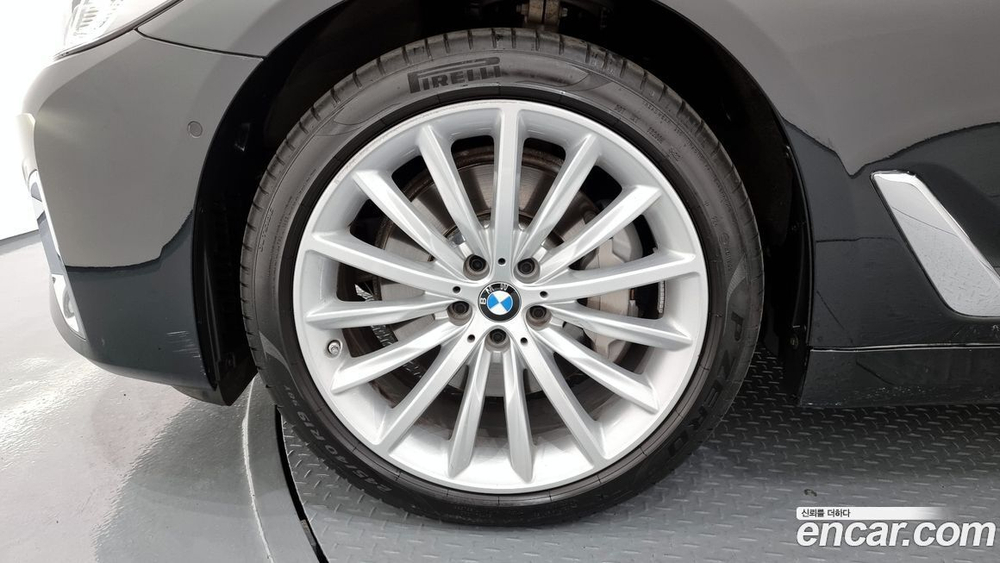 BMW 5 Series (G30) 530i xDrive Luxury (06.2023)