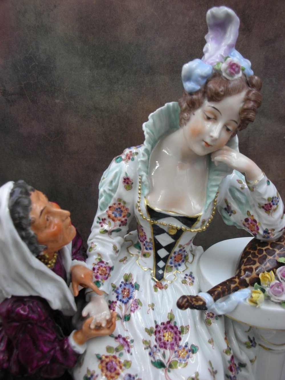 Статуэтка. Фарфор. Взгляд в судьбу. Германия