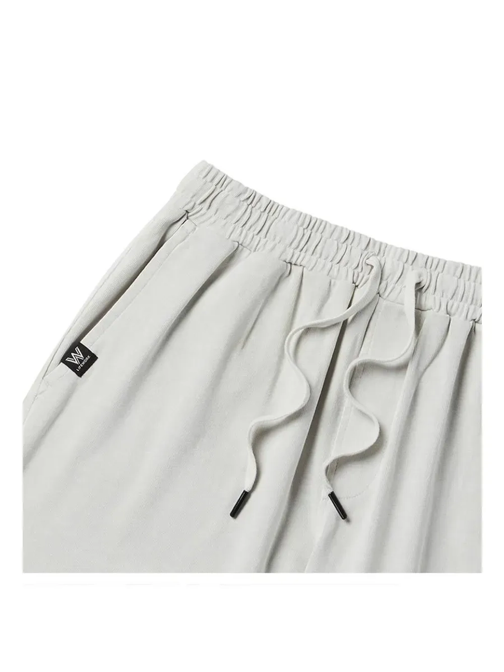 Пигментные шорты с арочной надписью