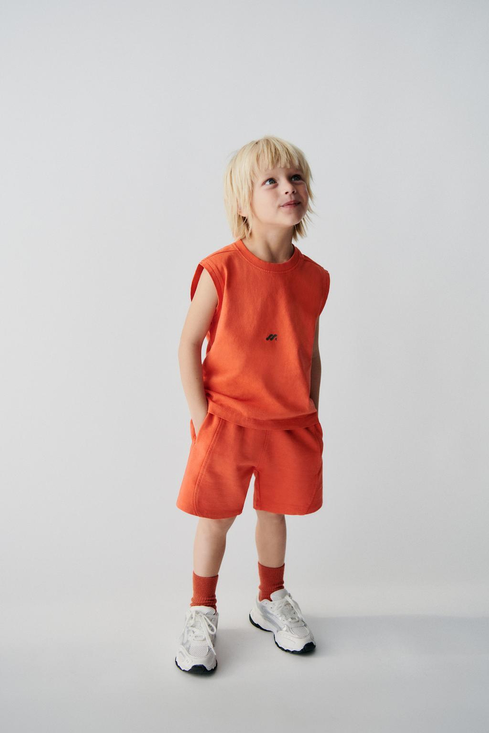 ZARA ФУТБОЛКА С ЛОГОТИПОМ, КОРАЛЛОВЫЙ