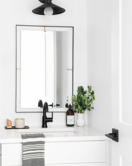 Зеркало в раме “Гастон”