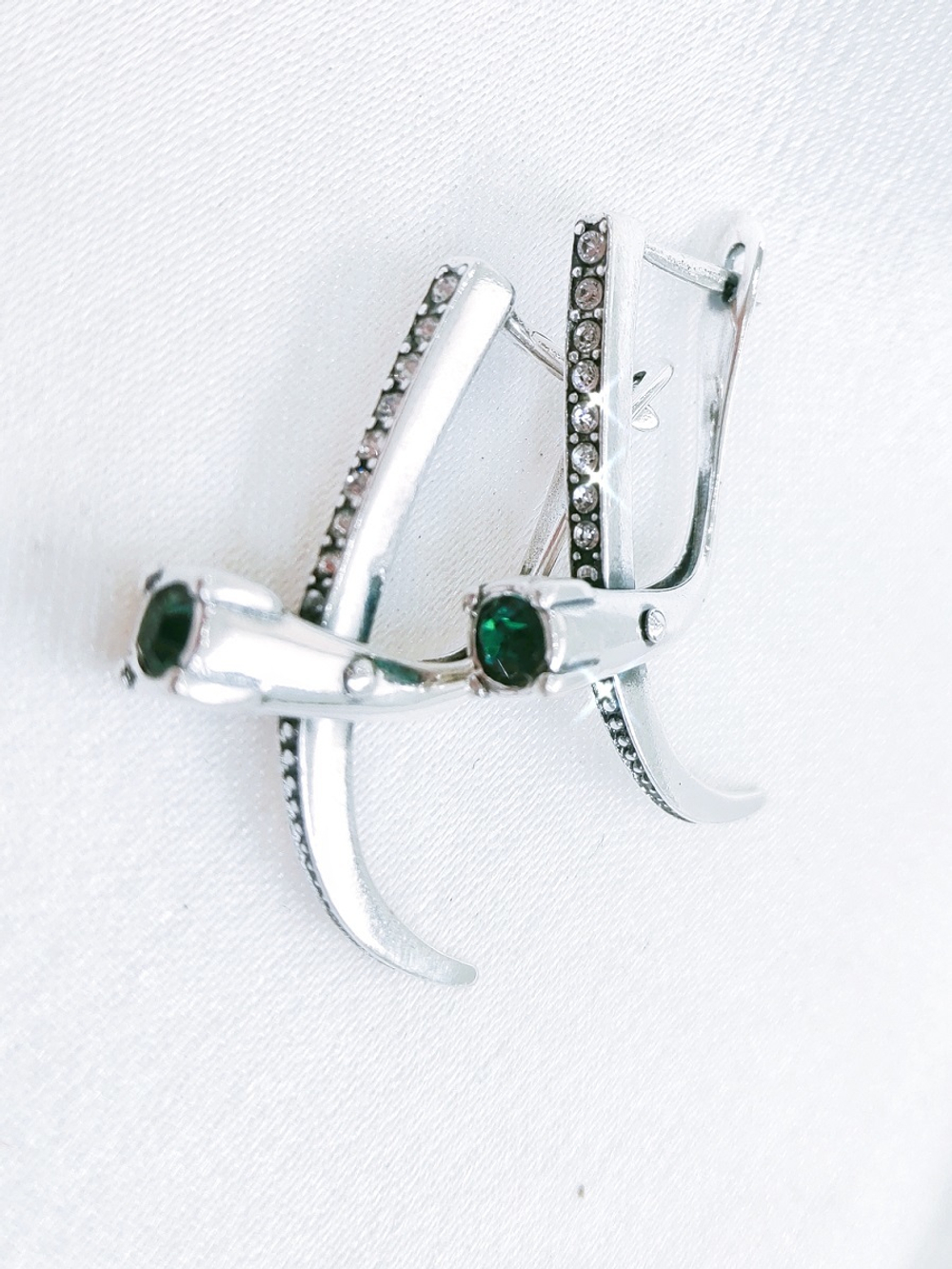 "Артурия" серьги в серебряном покрытии из коллекции "Триада" от Jenavi с английским замком