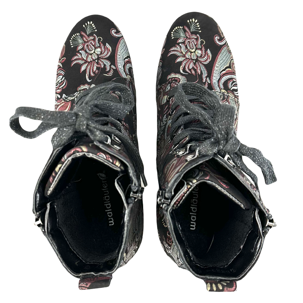 image-08-12-23-13-05-5