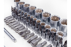 Набор инструмента СЕРВИС КЛЮЧ 82 предмета, 12 граней 12082