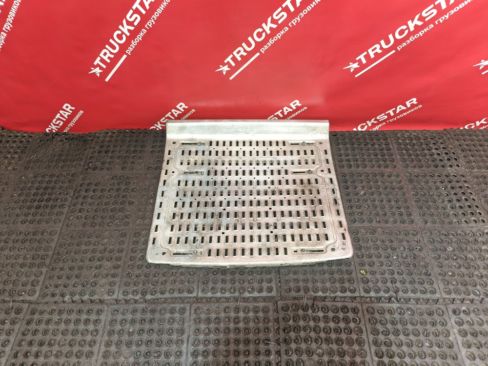 Трап на раму за кабиной 2020г.