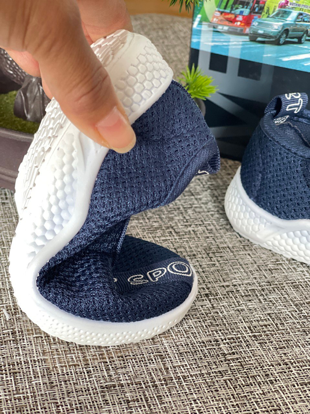 Слипоны на липучке