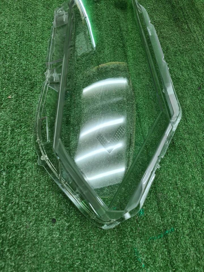 Стекло фары правое Nissan X-Trail T32 (2013-2019)