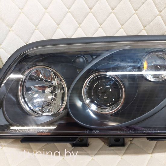 Передние фары Mercedes C W202 black