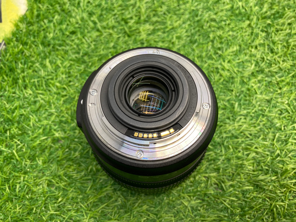 Canon EF-S 15-85mm 3.5-5.6 IS USM