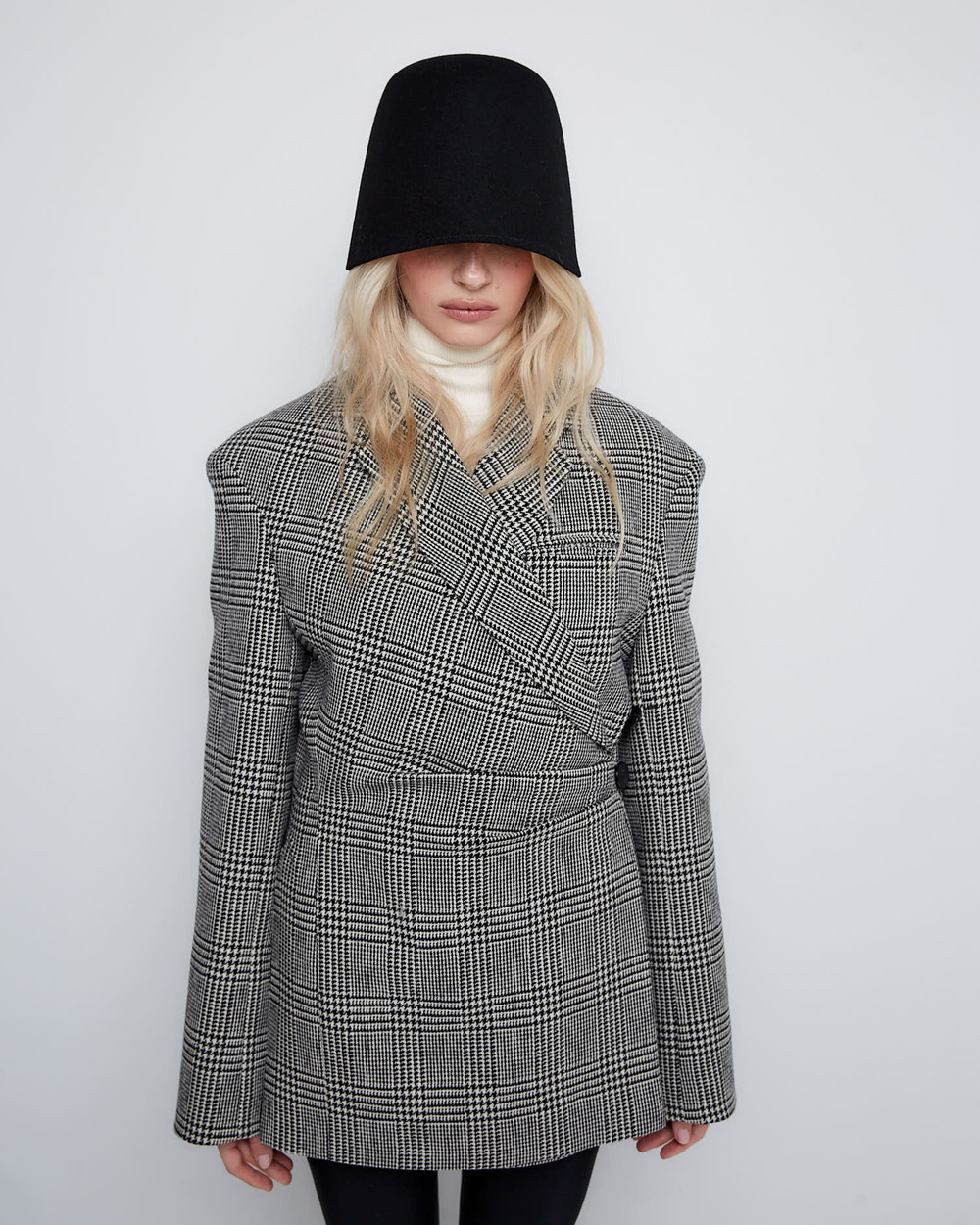 Панама из шерсти черный