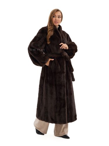 Длинная шоколадная шуба из эко-меха