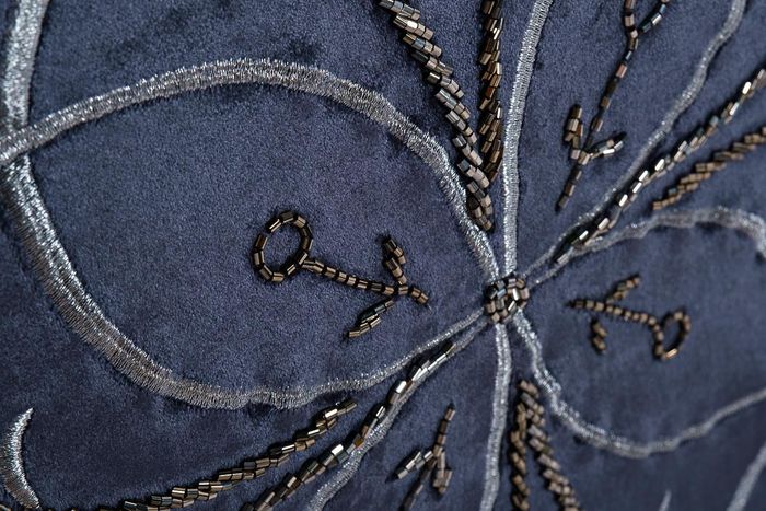 Подушка декоративная с вышивкой &quot;Узор&quot; синяя Garda Decor 70SW-28070