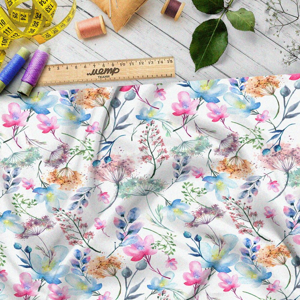 Ткань флис пастельные цветы на бежевом фоне