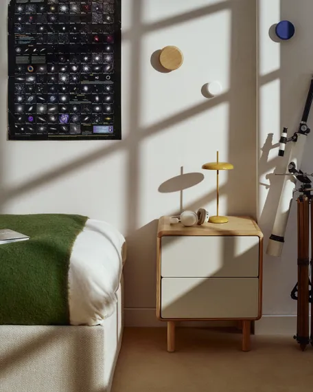 Прикроватная тумбочка Anielle