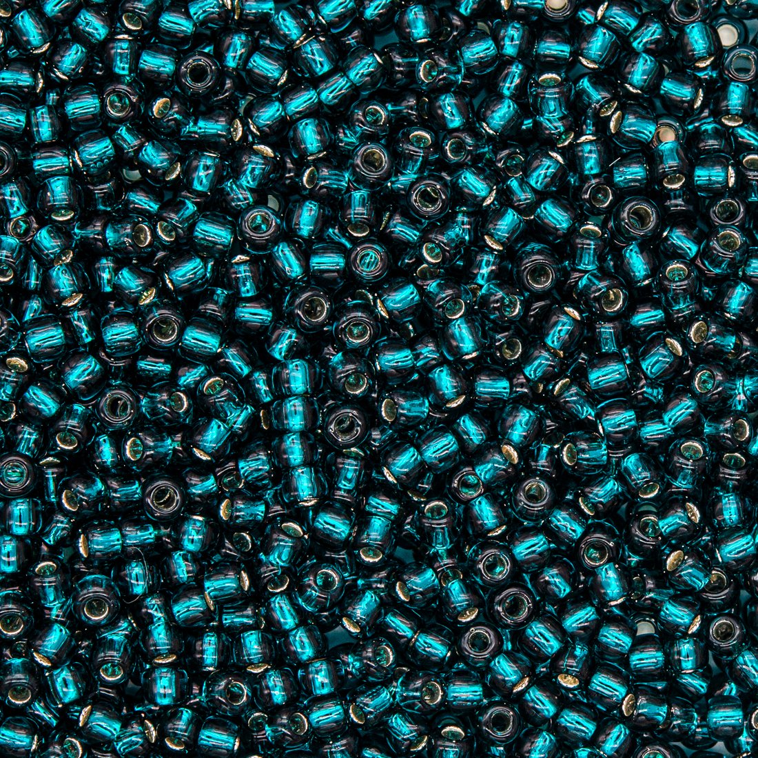 Японский бисер TOHO Round 11/0 (№27BD), с внутренним серебрением, прозрачный