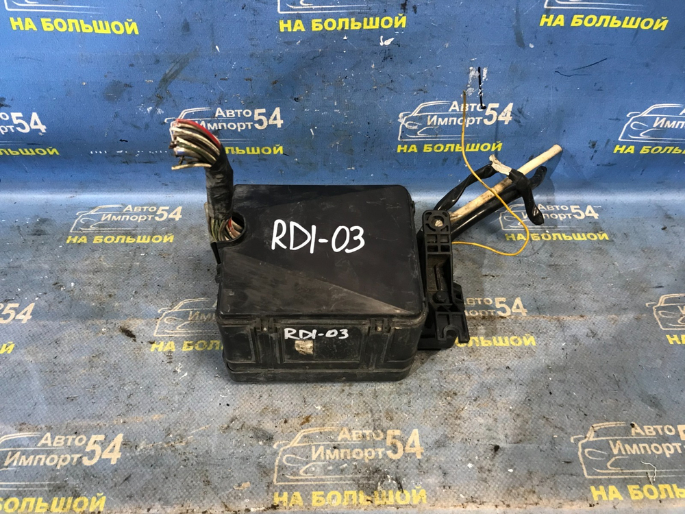 Блок предохранителей подкапотный Honda CRV 1997