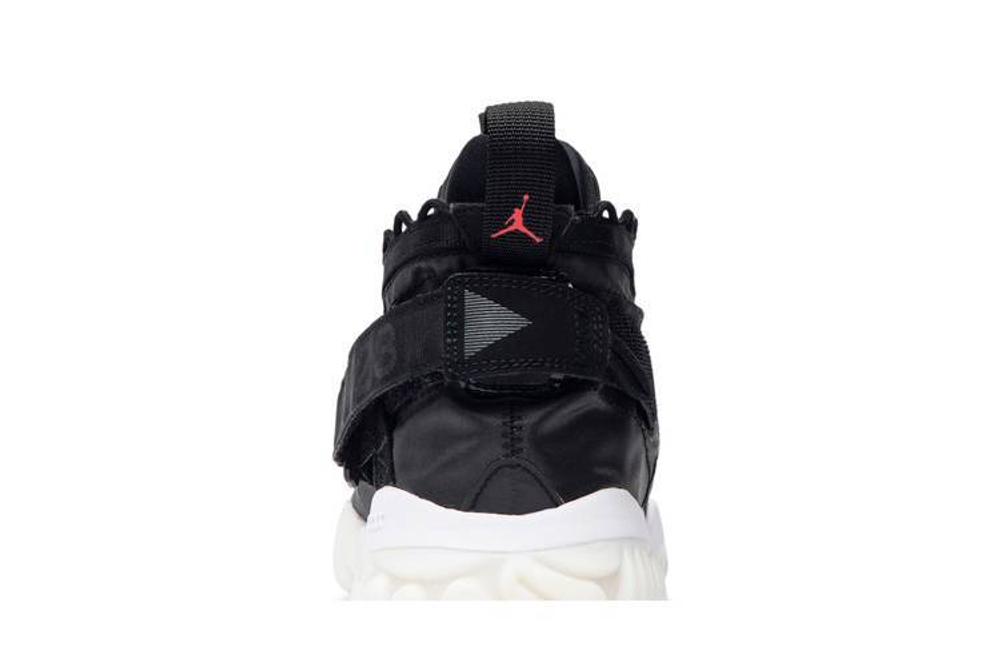 Кроссовки Jordan Proto React
