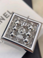 Серьги CHANEL