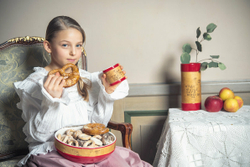 Кружка большая фарфоровая без ручки с берестой. Коллекция Онфим (Onfim)